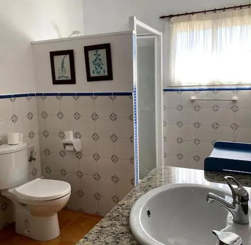 4 Habitaciones, Jardin Y Vistas Al Mar *